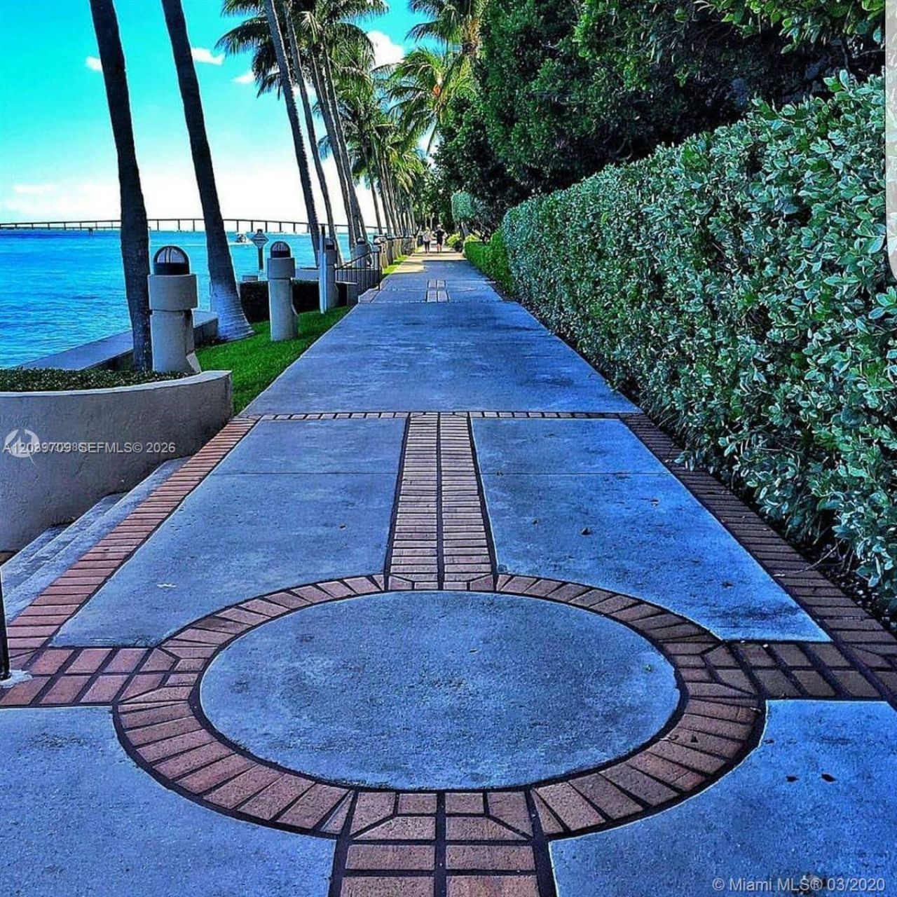 540 Brickell Key Dr , Unit 828, Miami, FL 33131 Photo