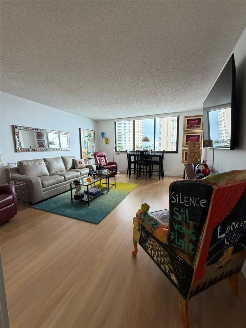 540 Brickell Key Dr , Unit 828, Miami, FL 33131 Photo