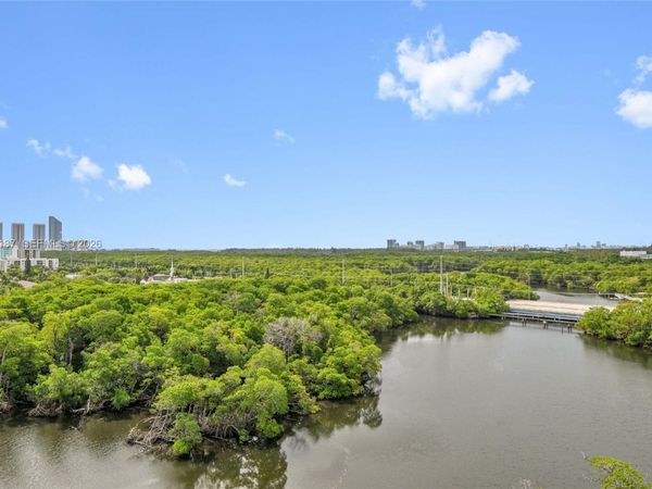 16385 Biscayne Blvd , Unit 1020, North Miami Beach, FL 33160
