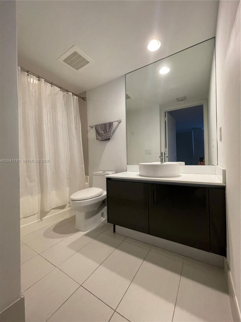 31 SE 6th St , Unit 2503, Miami, FL 33131 Photo
