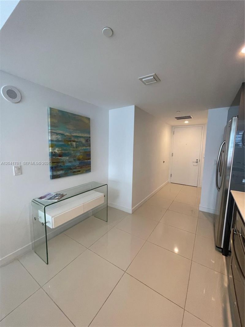 31 SE 6th St , Unit 2503, Miami, FL 33131 Photo