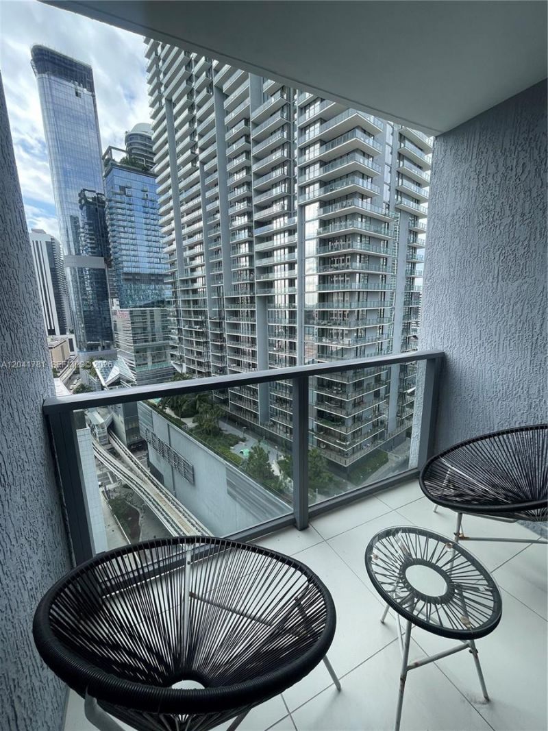 31 SE 6th St , Unit 2503, Miami, FL 33131 Photo