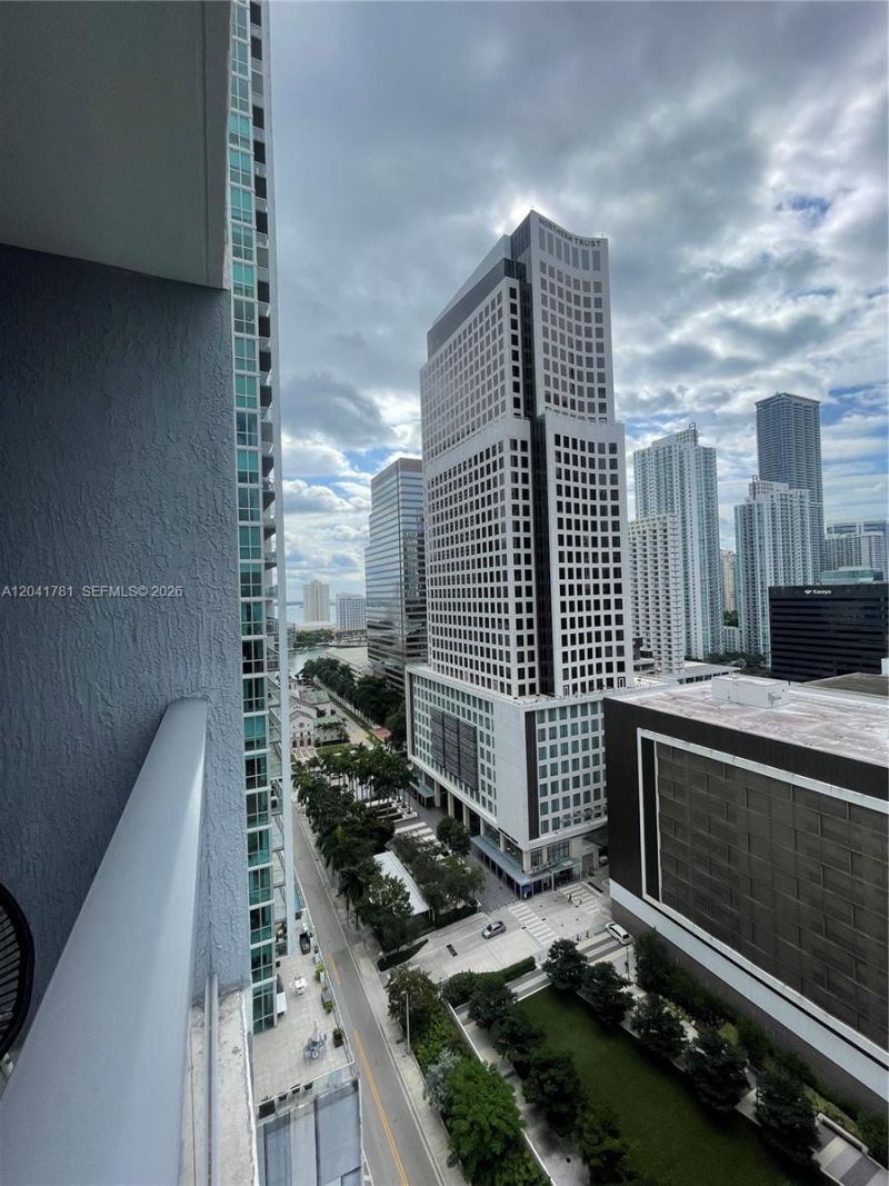 31 SE 6th St , Unit 2503, Miami, FL 33131 Photo