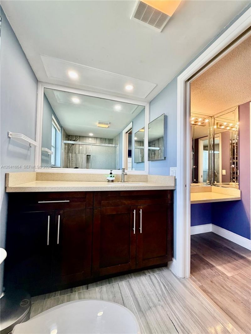 3200 N Palm Aire Dr , Unit 710, Pompano Beach, FL 33069 Photo