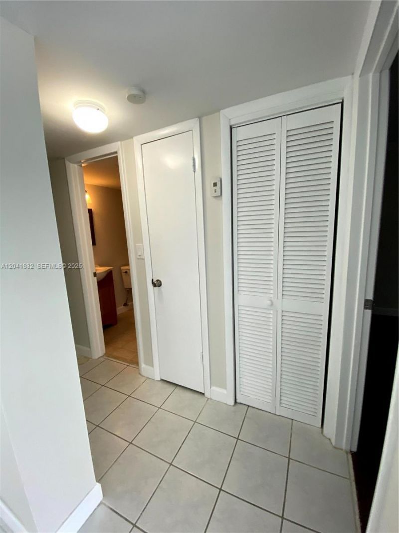 9280 Fontainebleau Bl, Unit 103, Miami, FL 33172 Photo