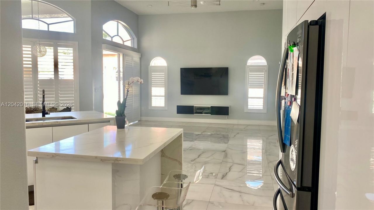 2172 NW 139th Ter, Pembroke Pines, FL 33028 Photo