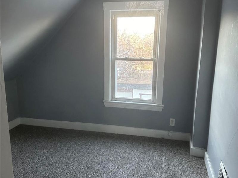 2916 Searsdale Avenue, Cleveland, OH 44109 Photo 10