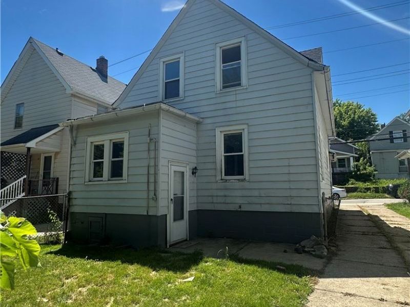 2916 Searsdale Avenue, Cleveland, OH 44109 Photo 12