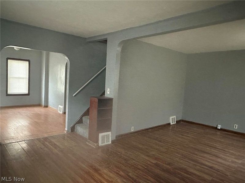 2916 Searsdale Avenue, Cleveland, OH 44109 Photo 3