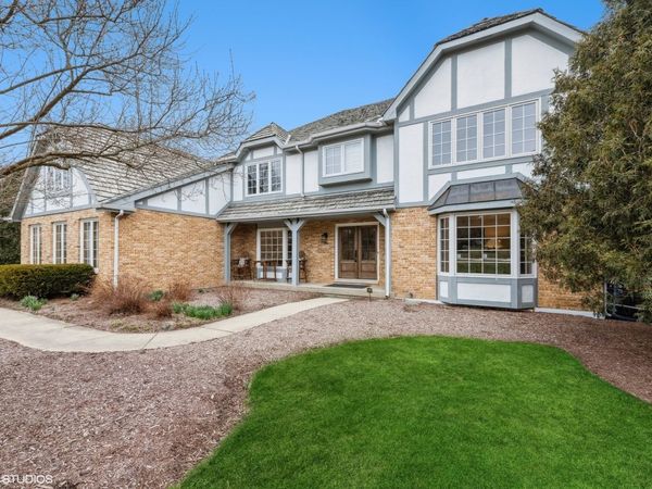 6243 Pine Tree Drive , Long Grove, IL 60047