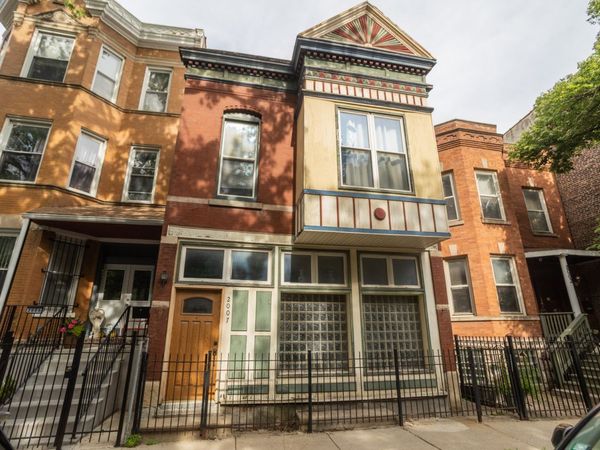 2007 N Oakley Avenue , Chicago, IL 60647
