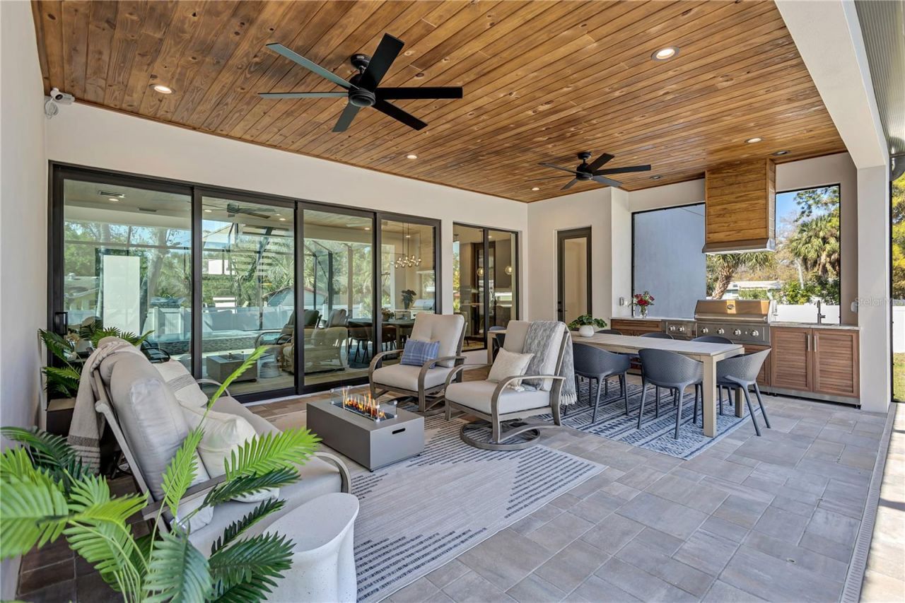 275 Lime Circle , Sarasota, FL 34237 Photo