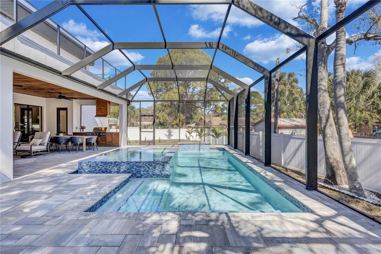 275 Lime Circle , Sarasota, FL 34237 Photo