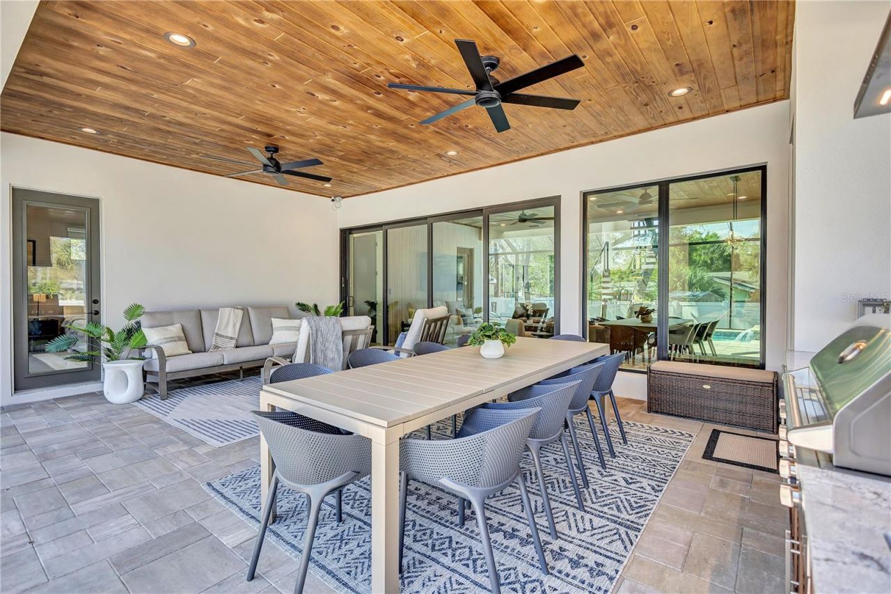 275 Lime Circle , Sarasota, FL 34237 Photo