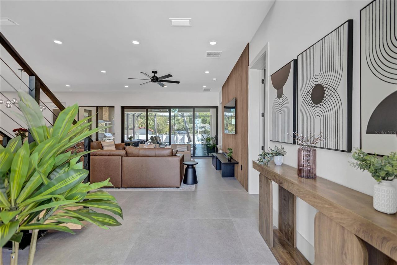 275 Lime Circle , Sarasota, FL 34237 Photo