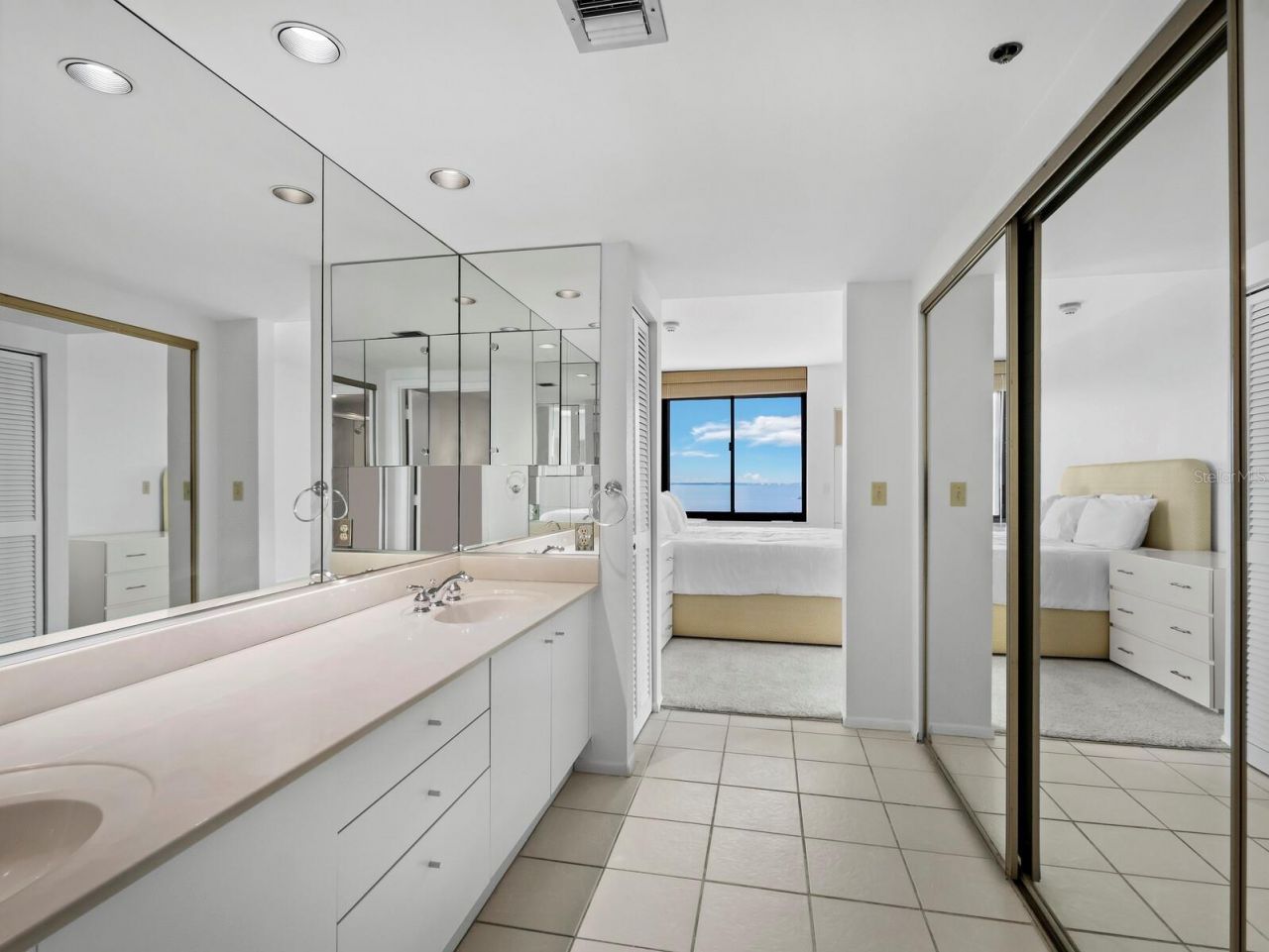 2020 Harbourside Drive, Unit 457, Longboat Key, FL 34228 Photo