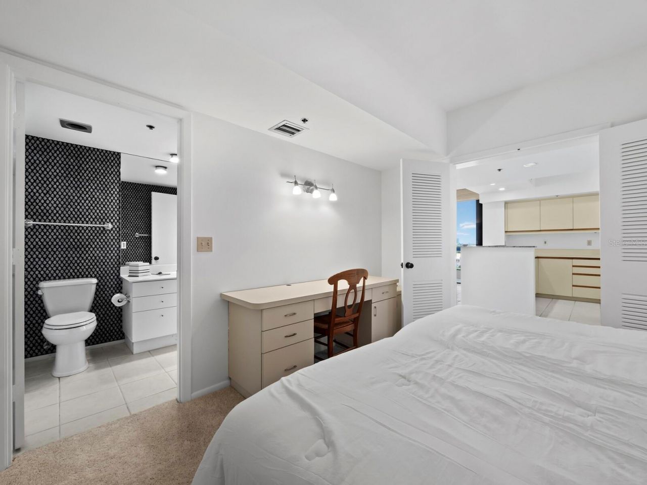 2020 Harbourside Drive, Unit 457, Longboat Key, FL 34228 Photo
