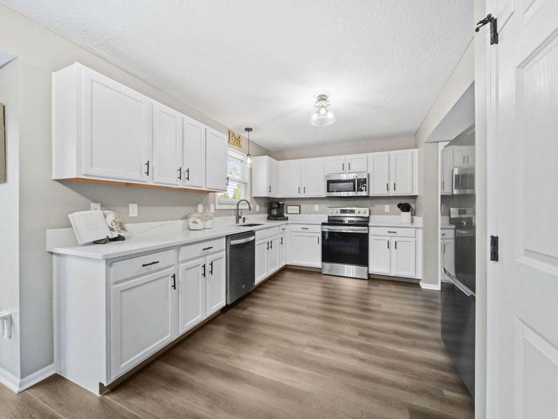 7921 Blacklick View Drive, Blacklick, OH 43004 Photo 6