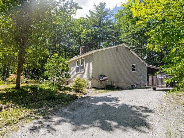 14 Ridgeway Drive, Newbury, NH 03255