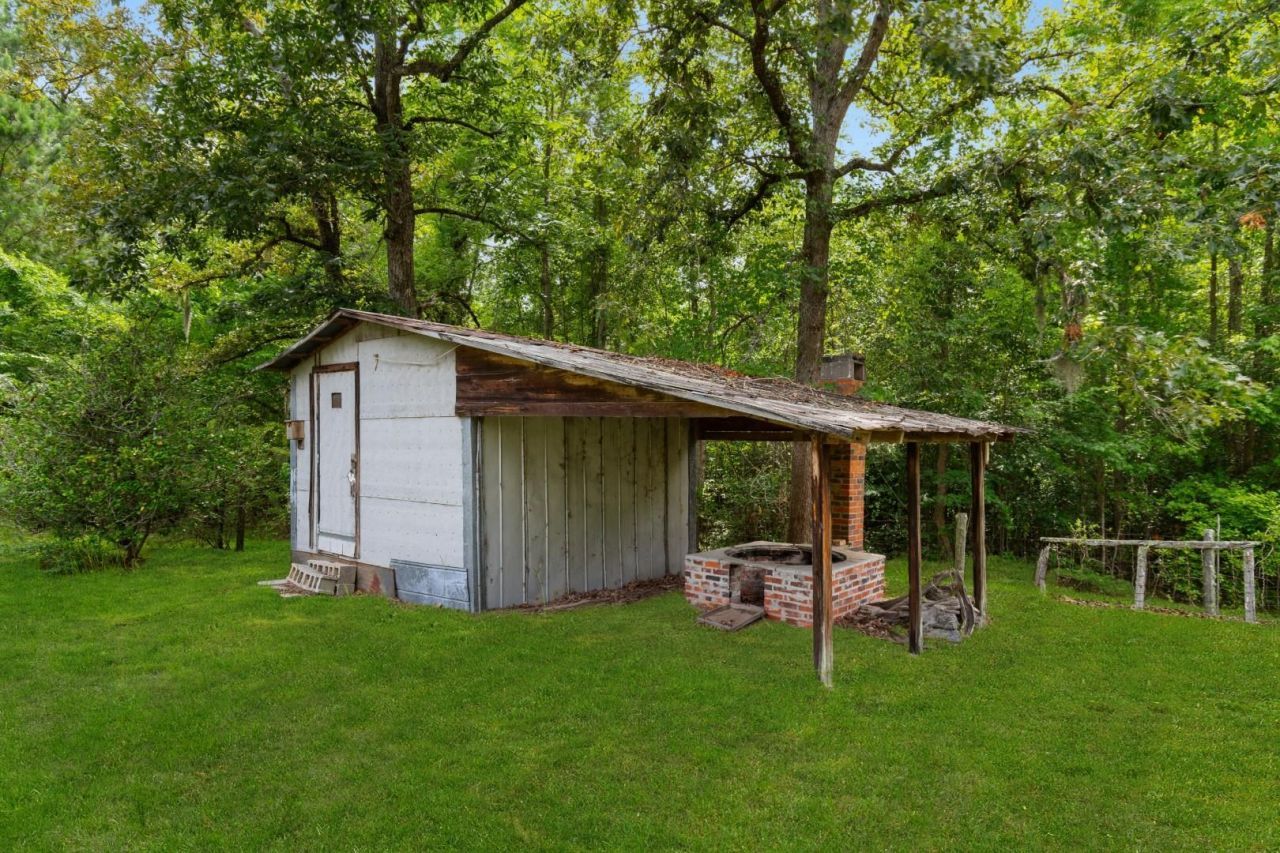 150 Landmark Rd.  Photo 10