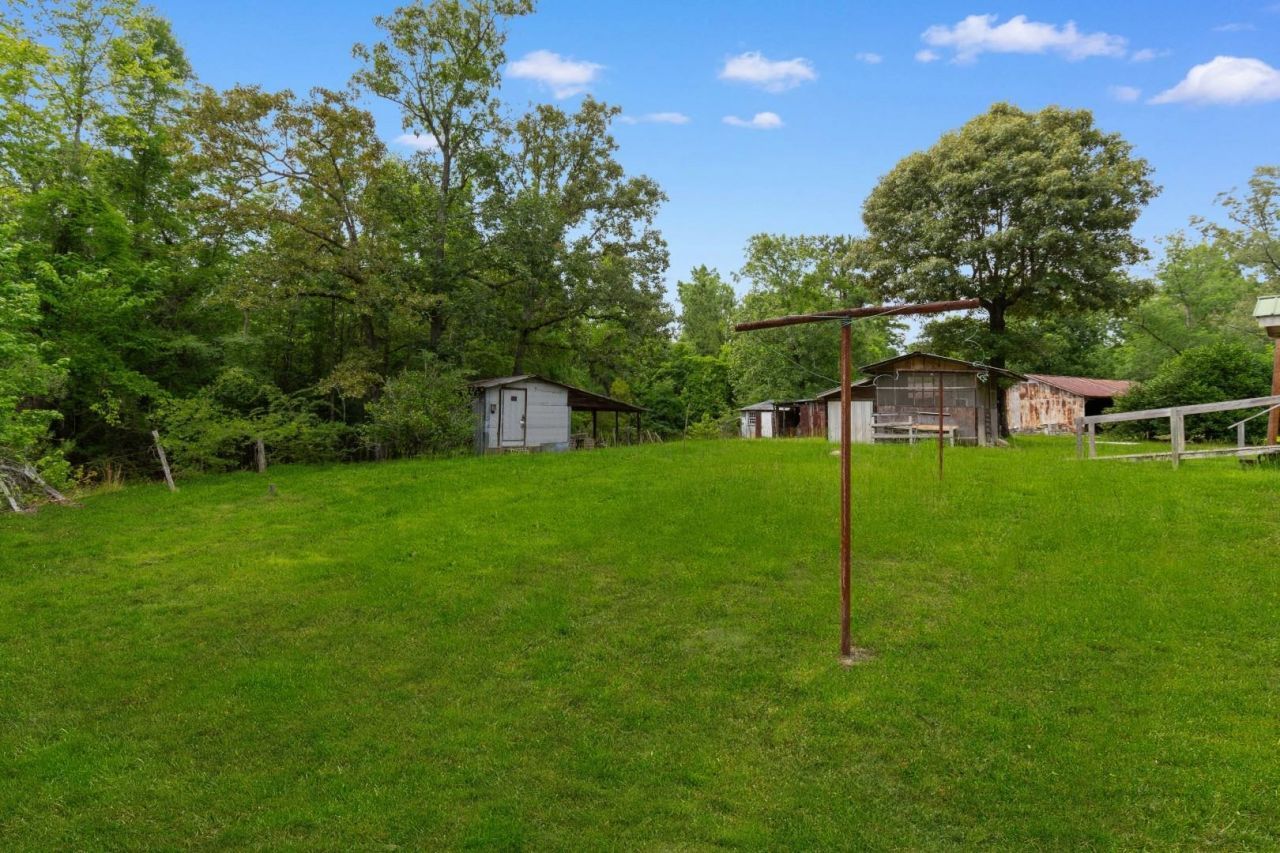 150 Landmark Rd.  Photo 8