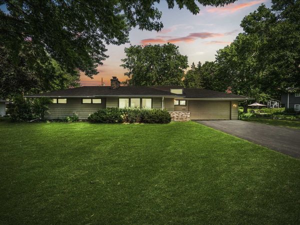 2000 Ordway Street, Golden Valley, MN 55422