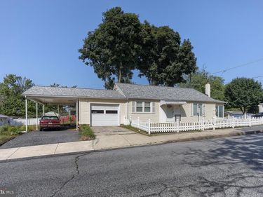201 S HETRICK AVENUE, PALMYRA, PA 17078