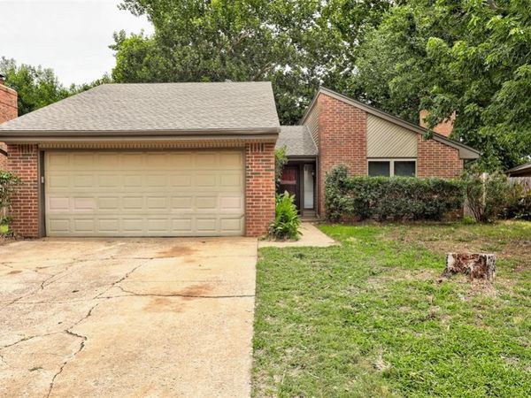 605 Springwood Street, Norman, OK 73072