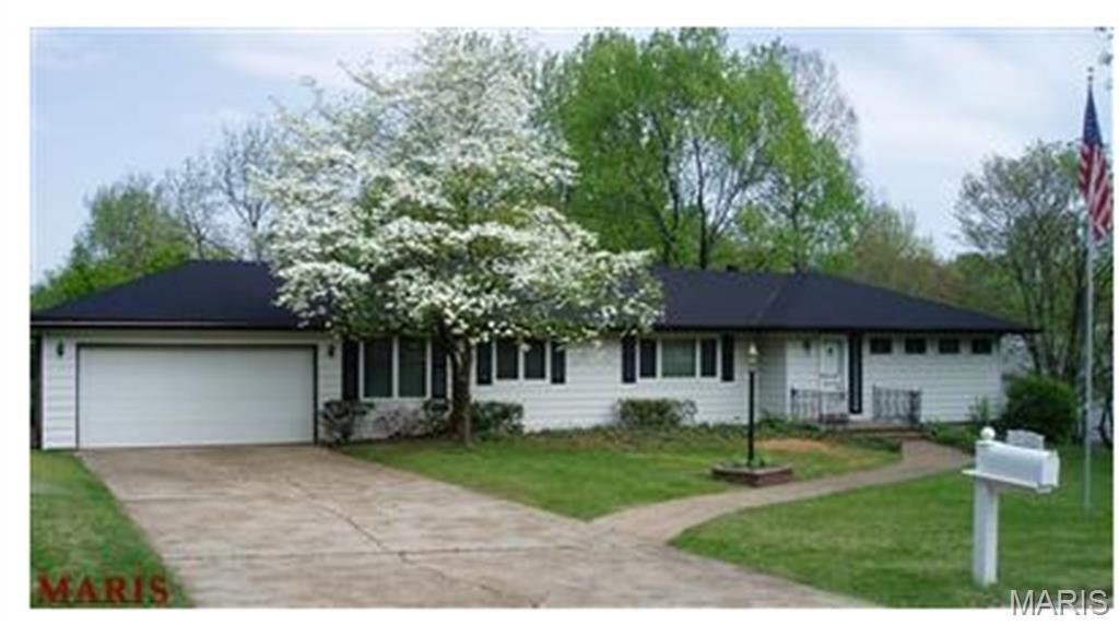 10514 Green Slope Drive, Saint Louis, MO 63136 Main Photo