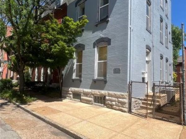 1907 Lynch Street , St Louis, MO 63118