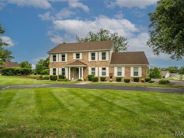 308 Willowpointe Drive , St Charles, MO 63304