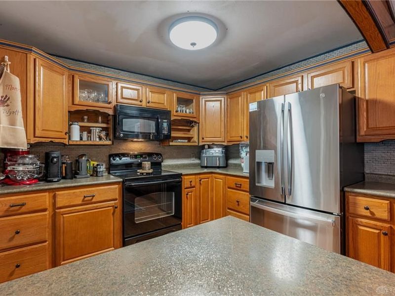 5476 Waterloo Road, Washington Township, OH 45459 Photo 14