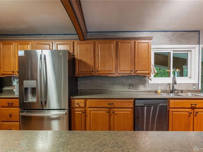 5476 Waterloo Road, Washington Township, OH 45459 Photo 15