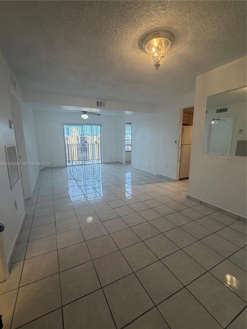 4717 NW 7th St, Unit 803-10, Miami, FL 33126 Photo