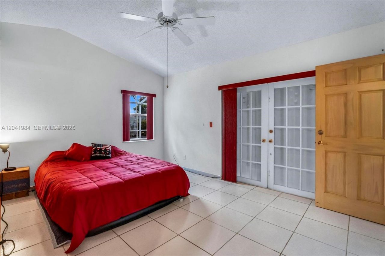 220 NW 207th Way , Pembroke Pines, FL 33029 Photo