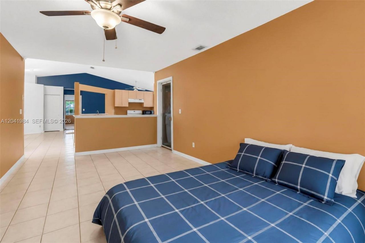220 NW 207th Way , Pembroke Pines, FL 33029 Photo