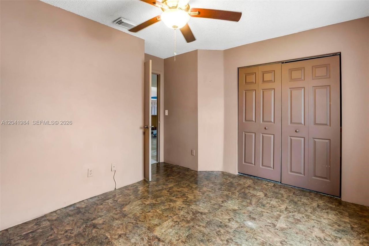220 NW 207th Way , Pembroke Pines, FL 33029 Photo