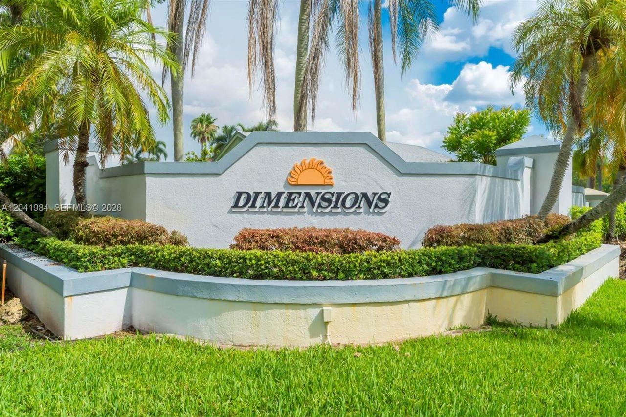 220 NW 207th Way , Pembroke Pines, FL 33029 Photo