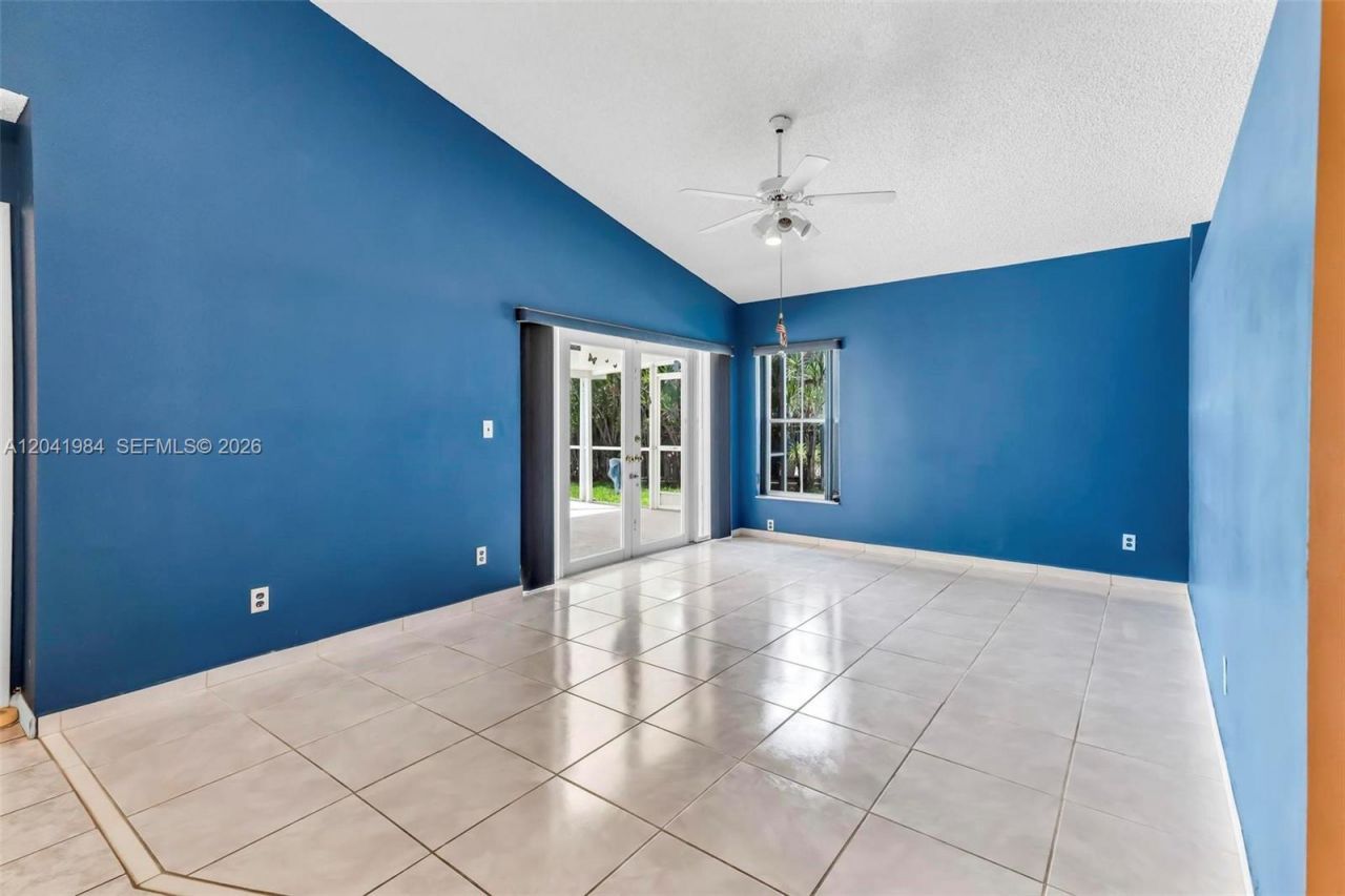 220 NW 207th Way , Pembroke Pines, FL 33029 Photo