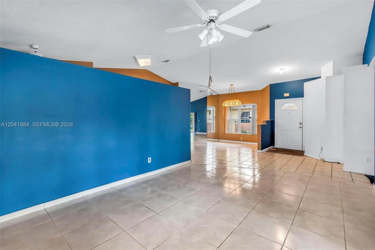 220 NW 207th Way , Pembroke Pines, FL 33029 Photo