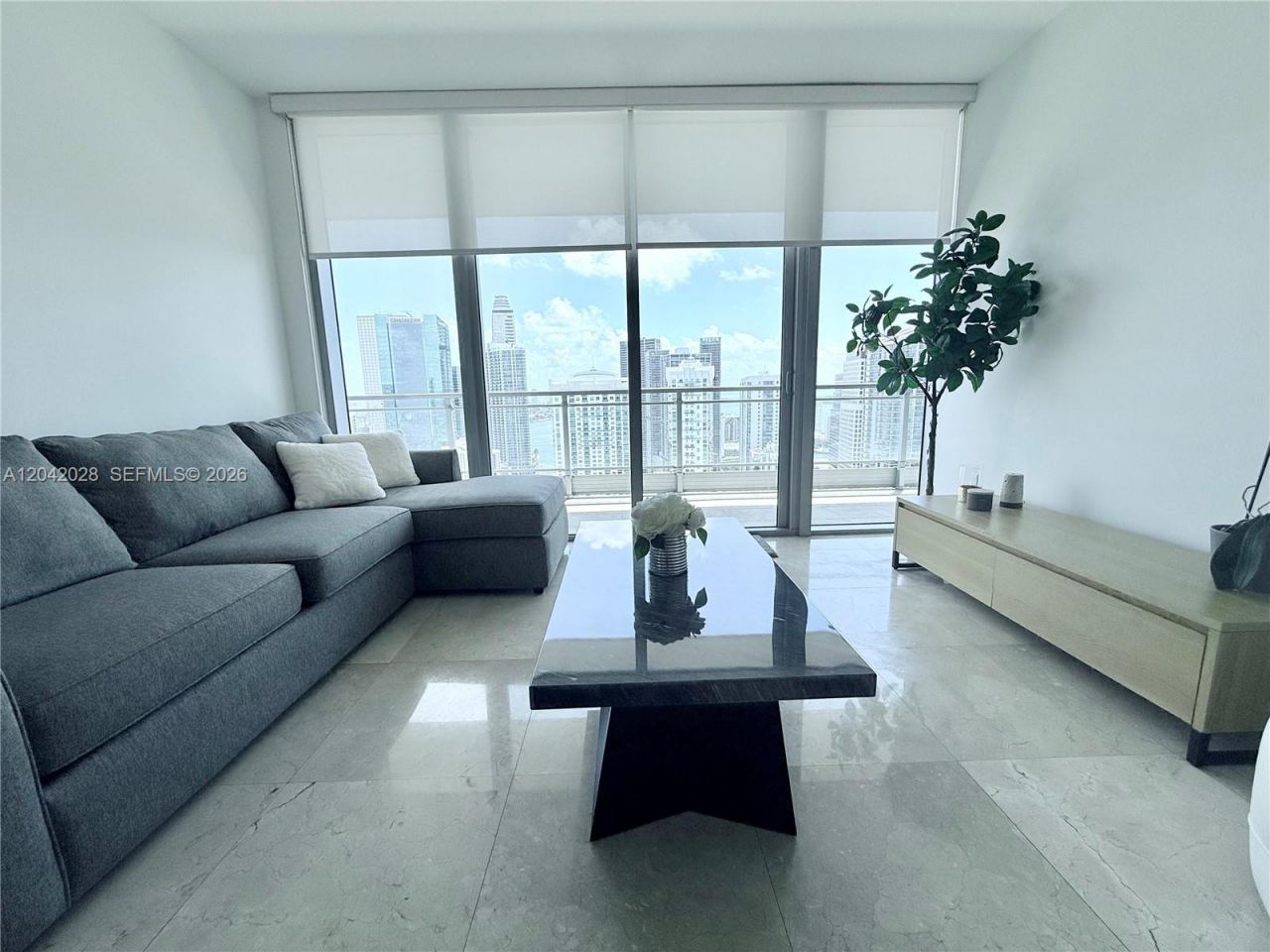 92 SW 3rd St , Unit 4311, Miami, FL 33130 Photo