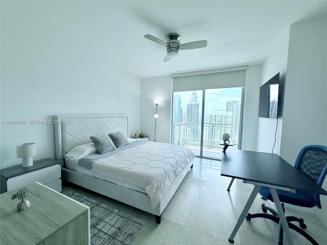 92 SW 3rd St , Unit 4311, Miami, FL 33130 Photo