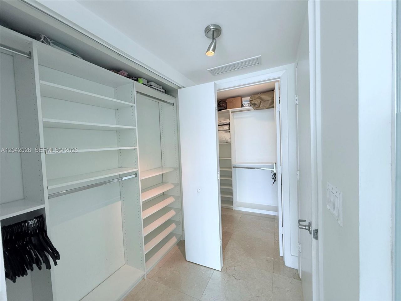 92 SW 3rd St , Unit 4311, Miami, FL 33130 Photo