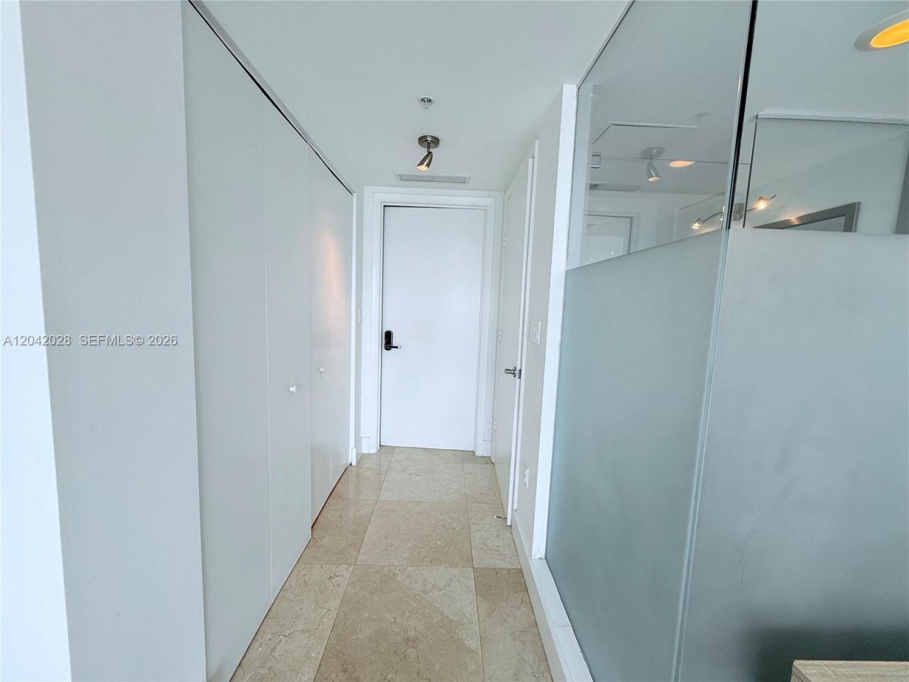92 SW 3rd St , Unit 4311, Miami, FL 33130 Photo