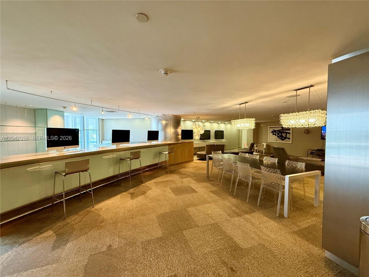 92 SW 3rd St , Unit 4311, Miami, FL 33130 Photo