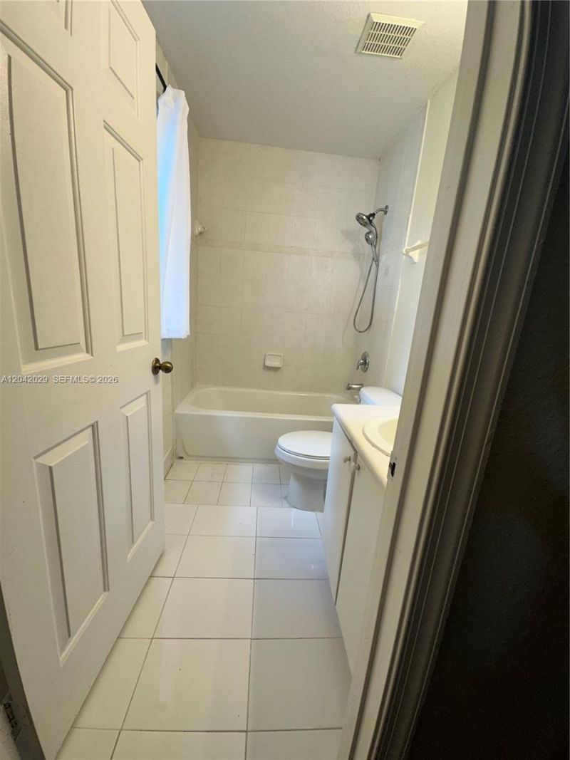 2704 SE 15th Pl, Homestead, FL 33035 Photo