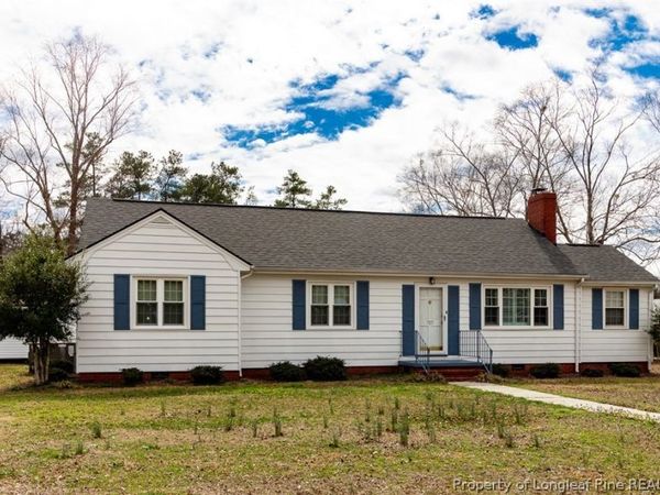 717 W Cutlar Street, St Pauls, NC 28384