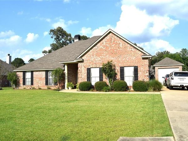 605 Jade Circle, Haughton, LA 71037