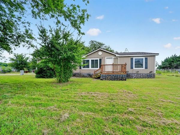 929 W Sterrett Road, Waxahachie, TX 75167