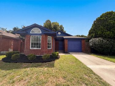 6806 Fire Hill Drive, Fort Worth, TX 76137